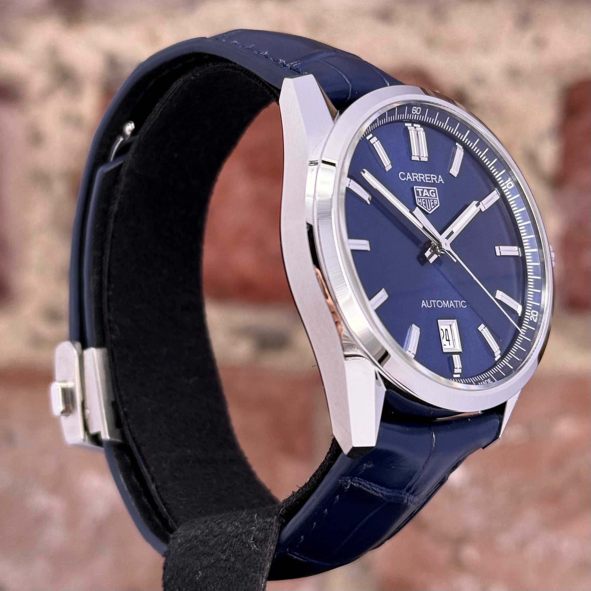 TAG Heuer Carrera - Blaues Zifferblatt, Modell 2026, Ref. WBN2112.FC6504