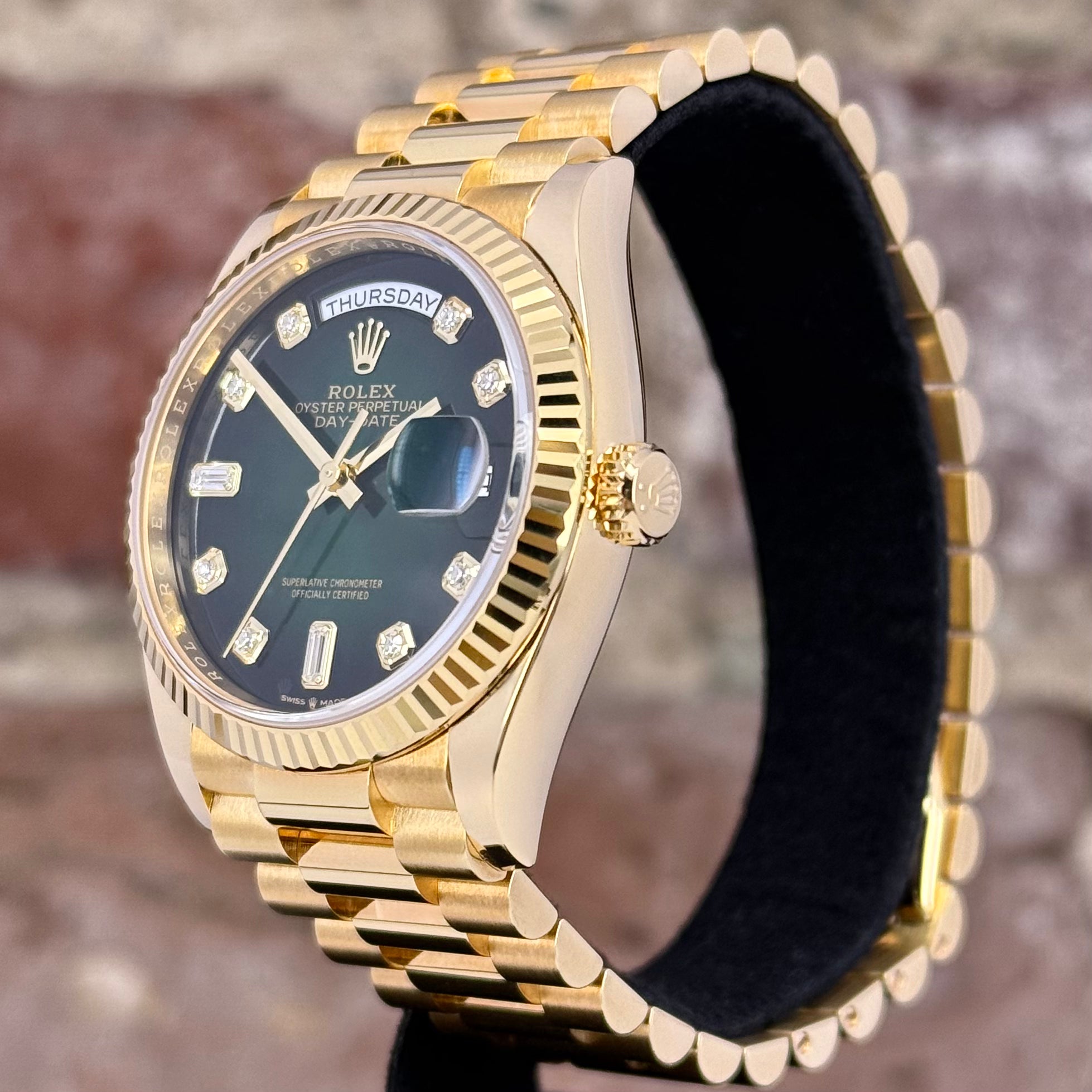 Rolex Day Date 36 – Grünes Ombre Zifferblatt mit Diamanten, Modell 2021, Ref. 128238