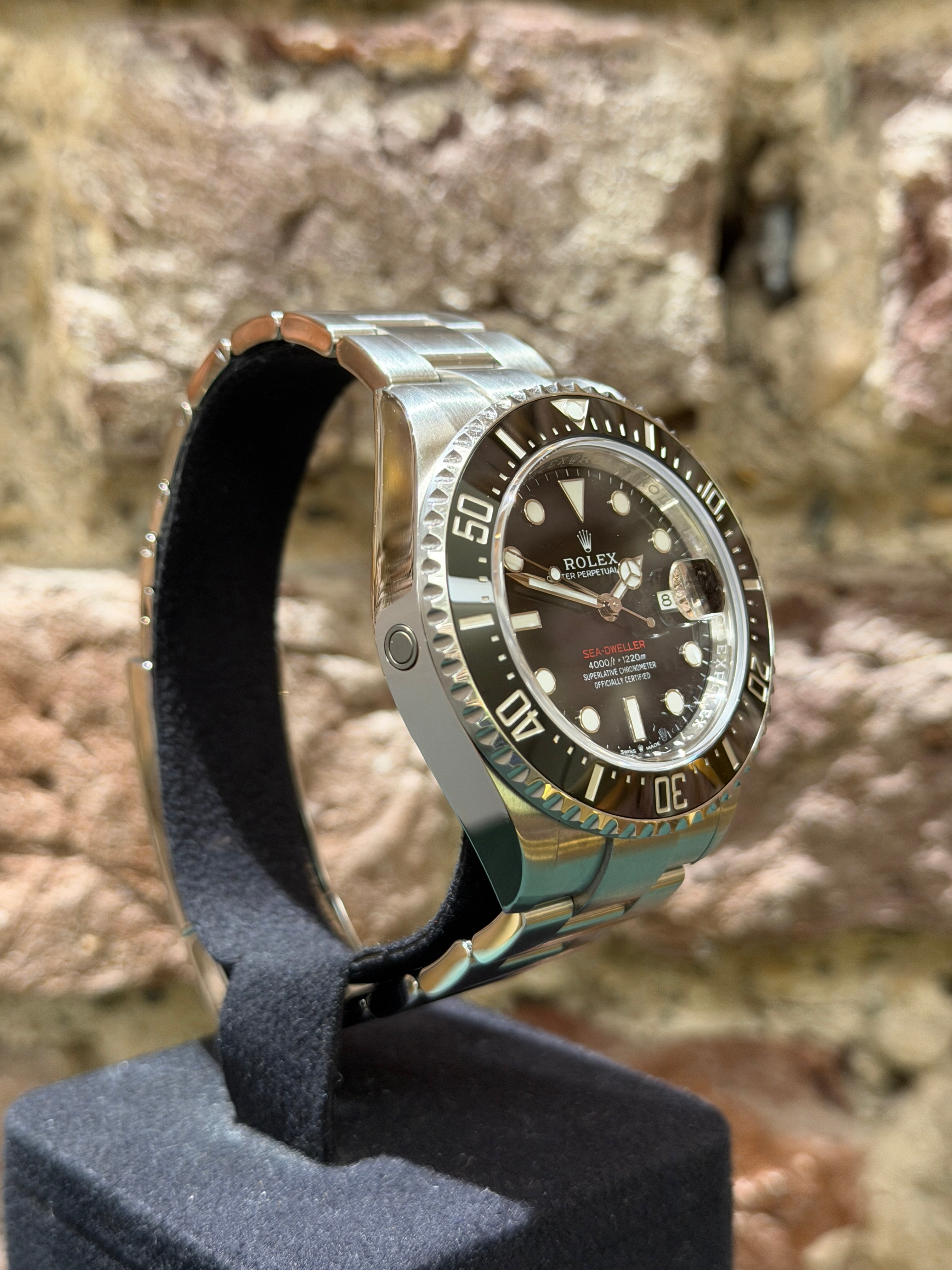 Rolex Seadweller 43 - Schwarzes Zifferblatt, Modell 2021, Ref.126600