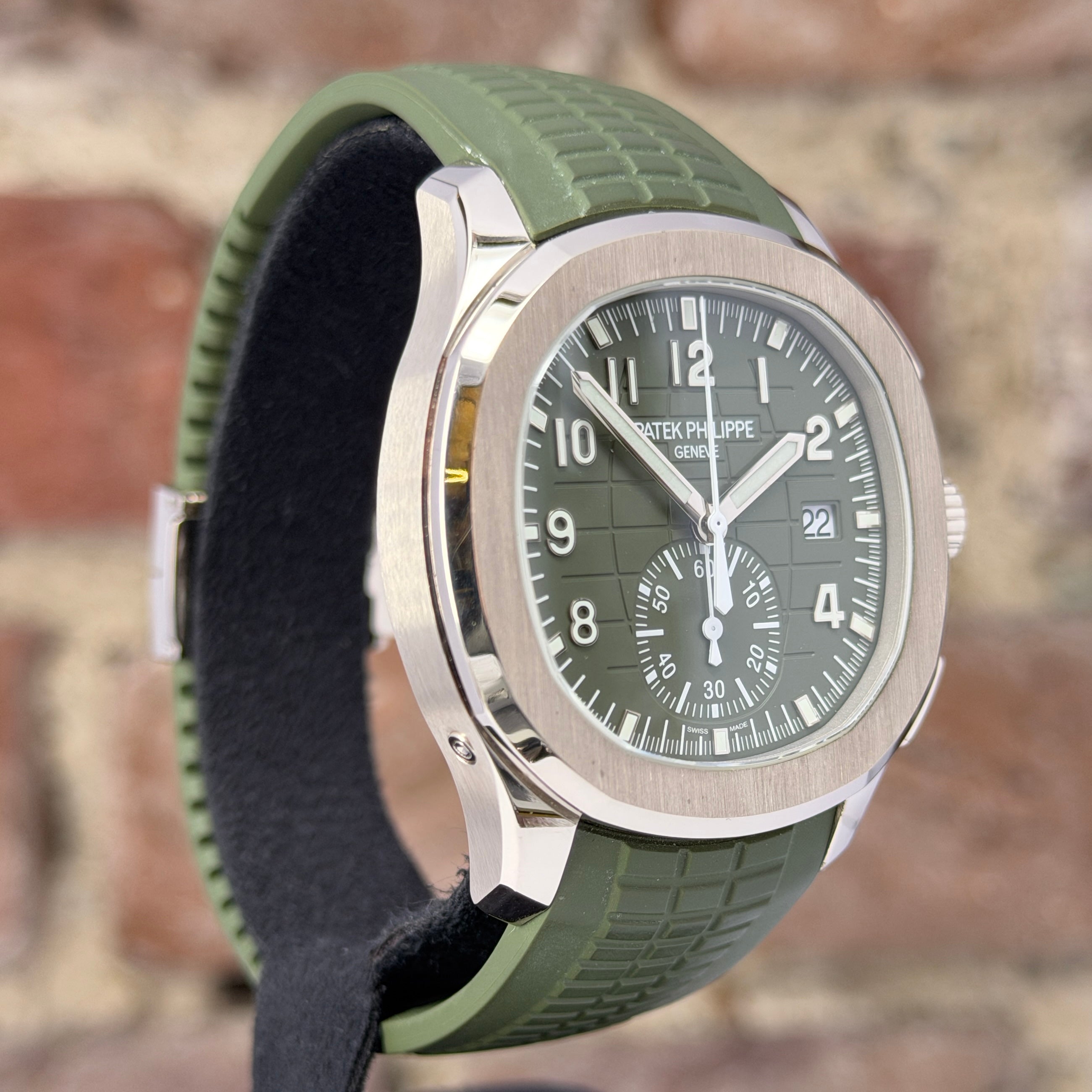 Patek Philippe - Grünes Zifferblatt, Modell 2022, Ref.5968G