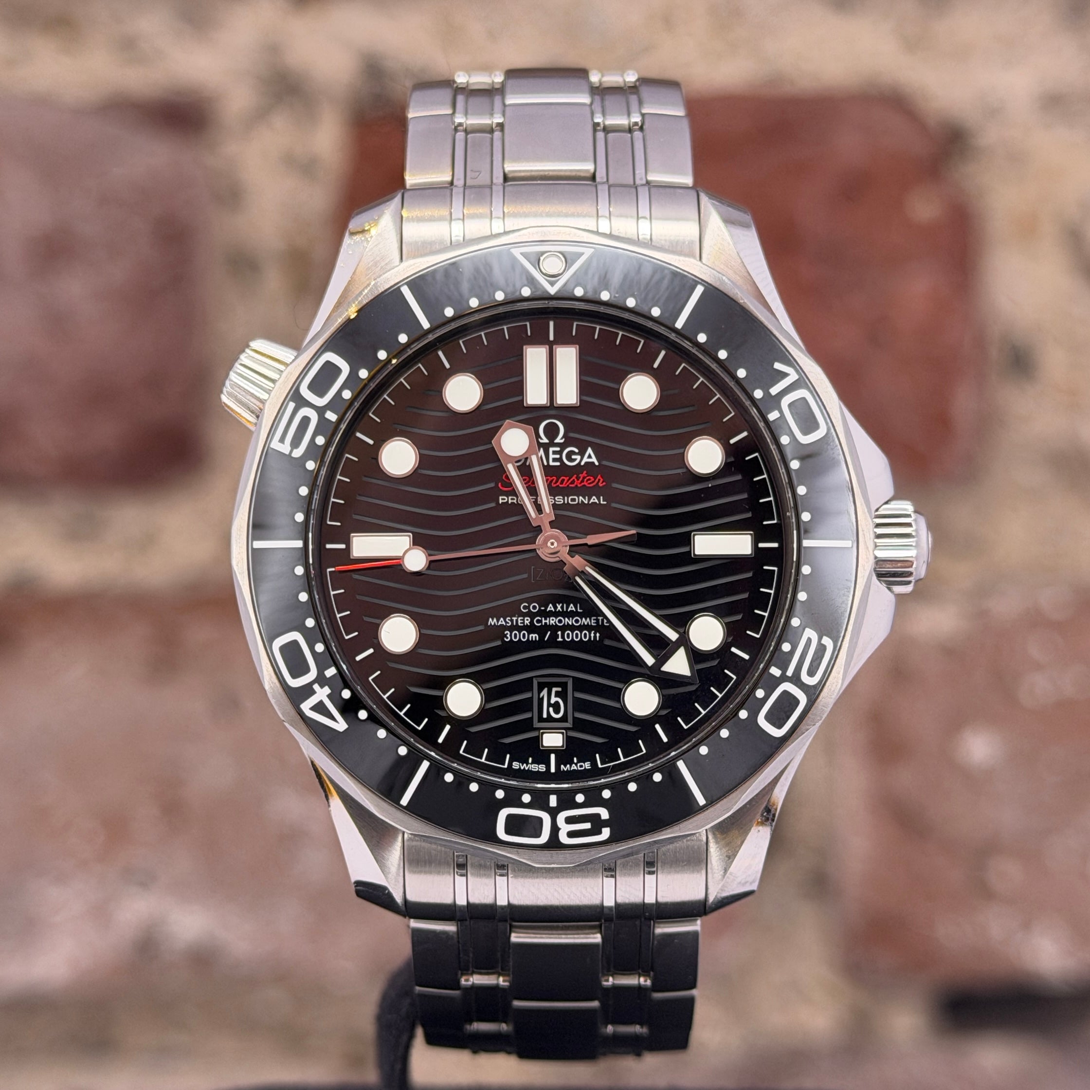 Omega Seamaster 42 - Schwarzes Zifferblatt, Modell 2022 Ref. 210.30.42.20.01.001