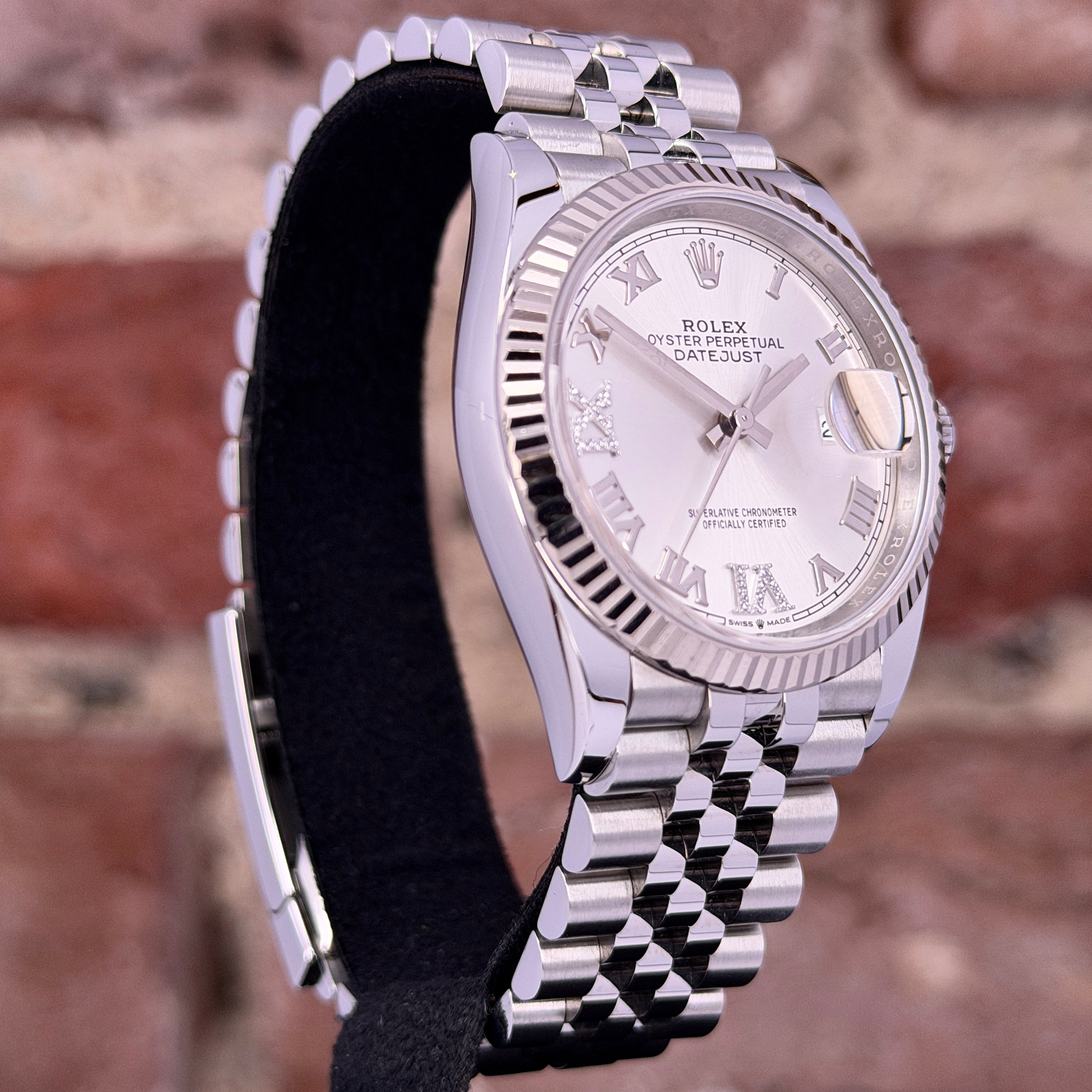 Rolex Datejust 36 – Silbernes Zifferblatt mit Diamanten 6/9, Modell 2022 Ref. 126234