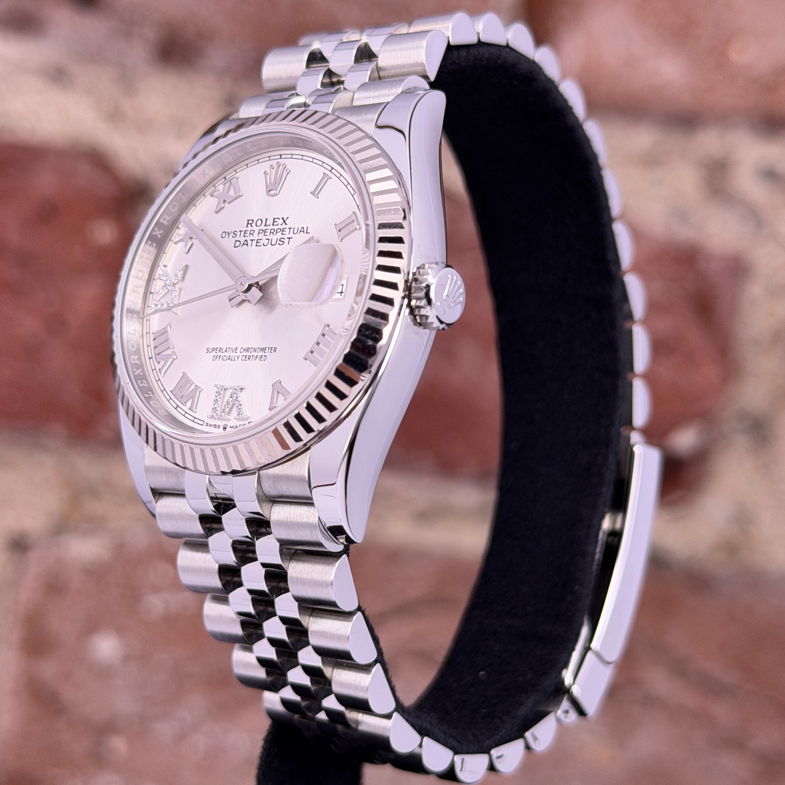Rolex Datejust 36 – Silbernes Zifferblatt mit Diamanten 6/9, Modell 2022 Ref. 126234