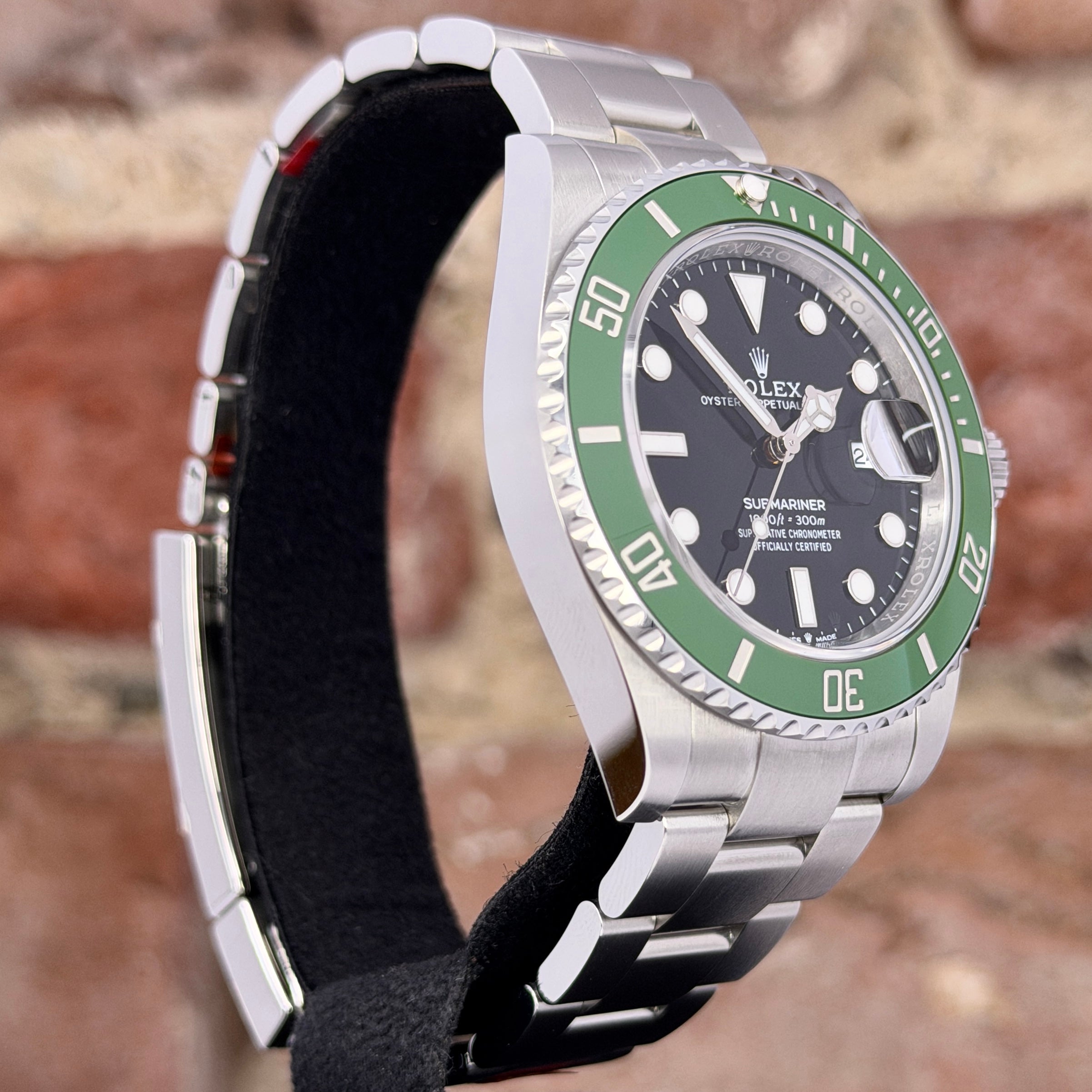 Rolex Submariner Date – Schwarzes Zifferblatt, Modell 2026, Ref. 126610LV