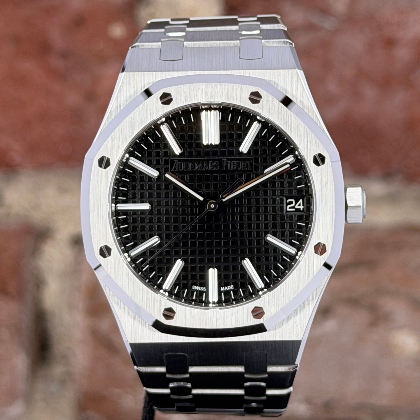 Audemars Piguet - Schwarzes Zifferblatt, Modell 2022, Ref.15510ST