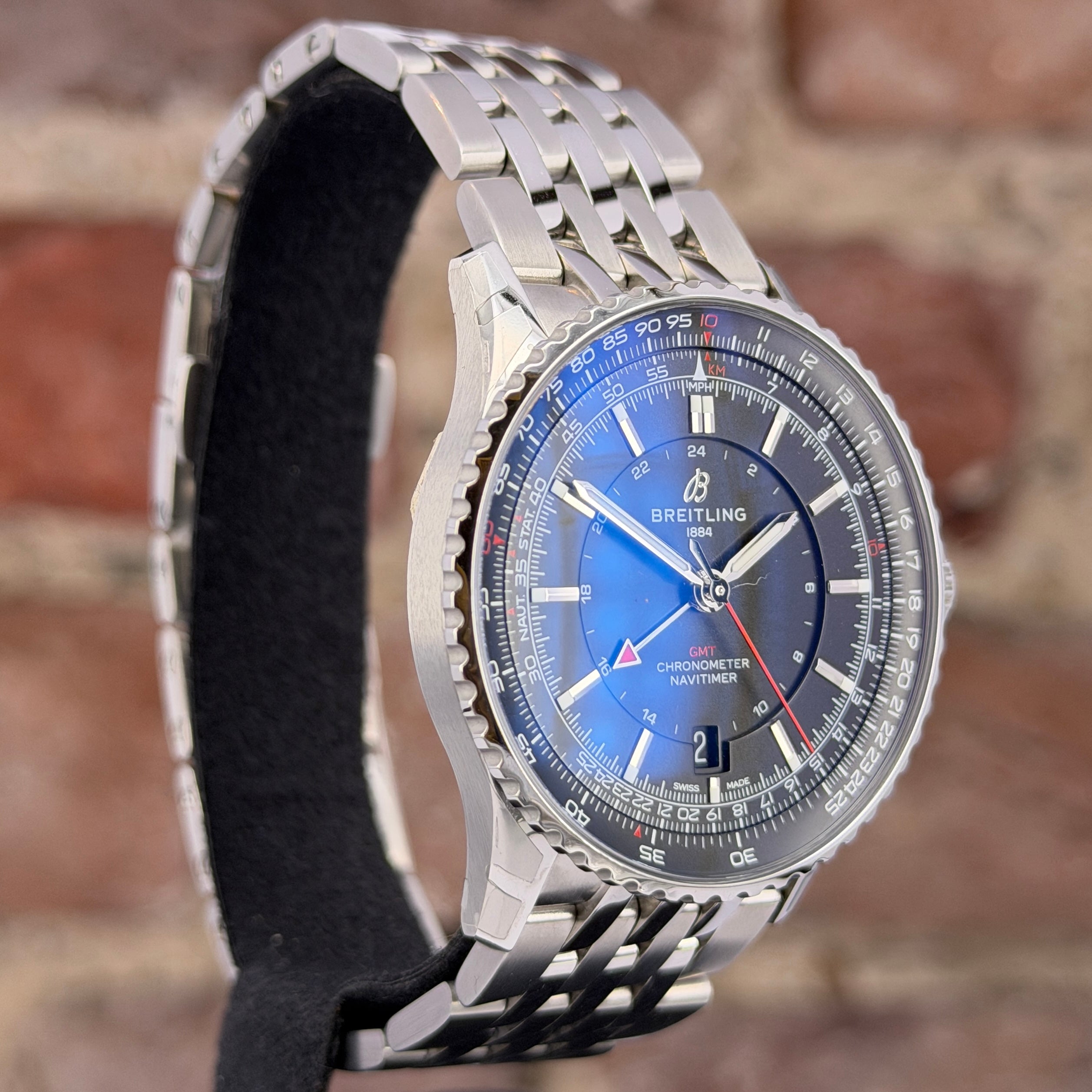 Breitling Navitimer- Schwarzes Zifferblatt,Modell 2021, Ref.A32310
