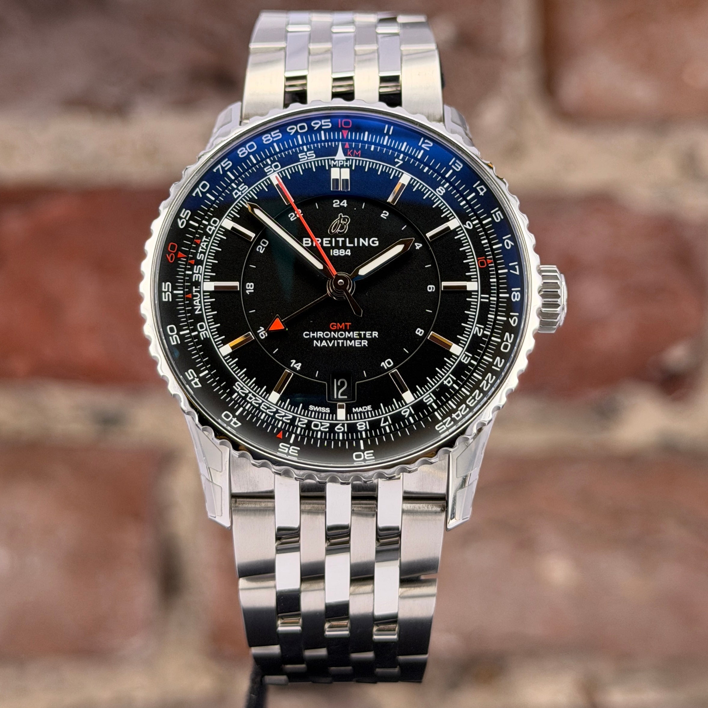 Breitling Navitimer- Schwarzes Zifferblatt,Modell 2021, Ref.A32310