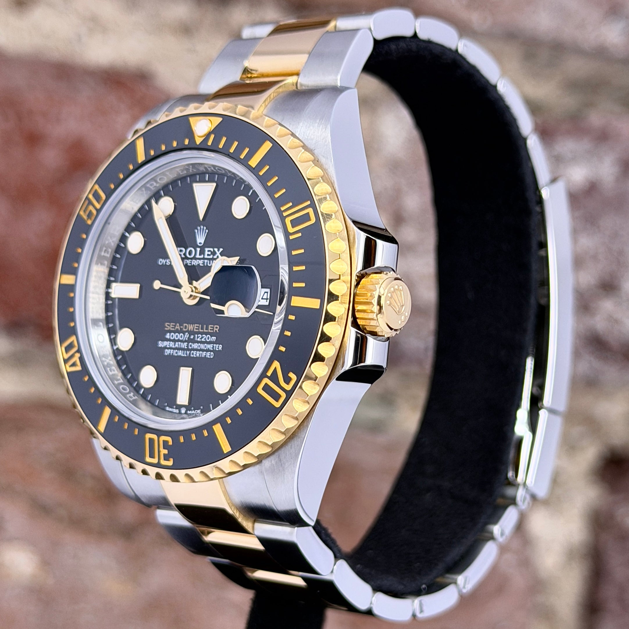 Rolex Seadweller 43 - Schwarzes Zifferblatt, Modell 2023, Ref. 126603