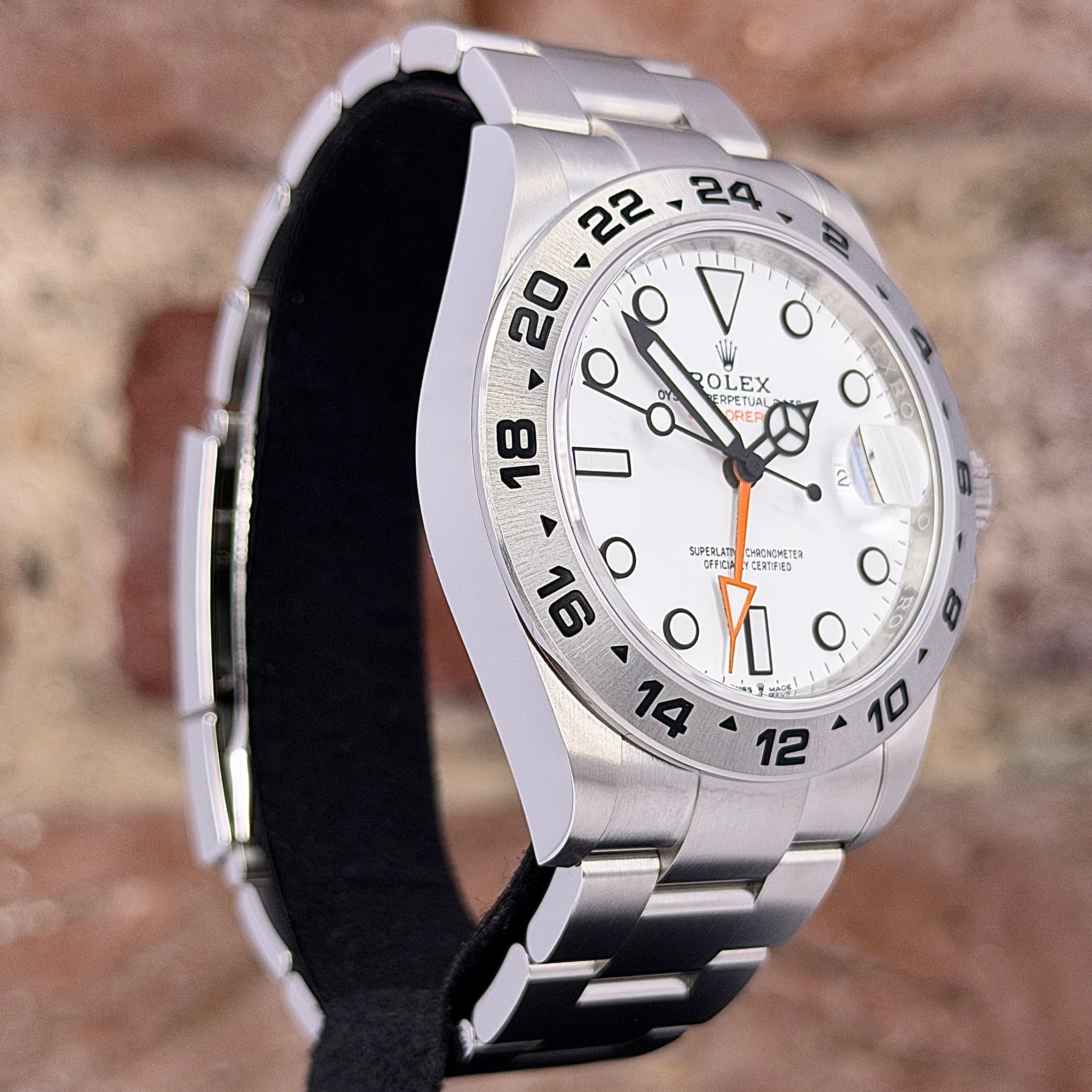 Rolex Explorer II - Weißes Zifferblatt, Modell 2022, Ref.226570