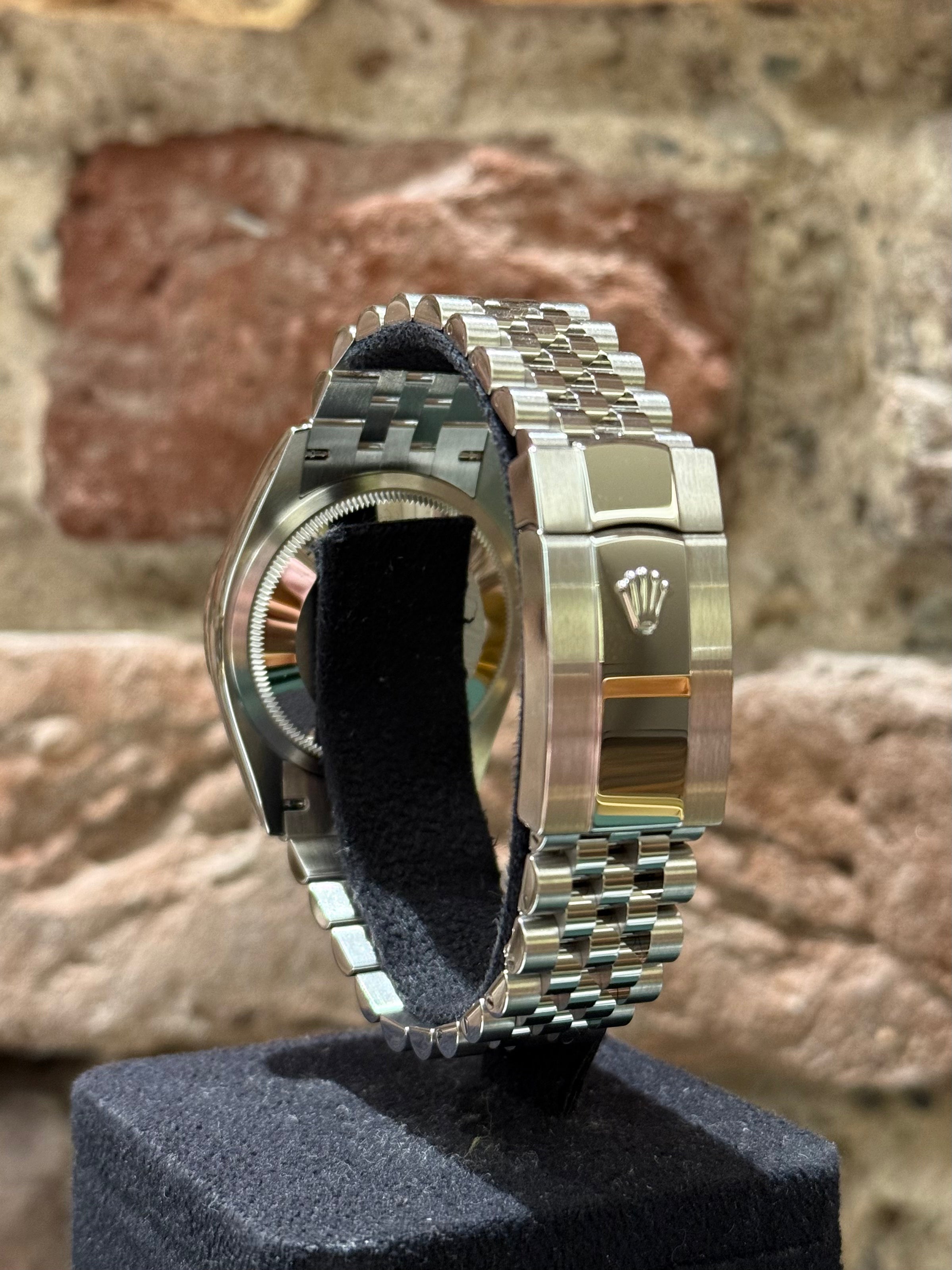 Rolex Datejust 36 - Rosanes Zifferblatt mit Diamanten 6/9, Modell 2025, Ref. 126234